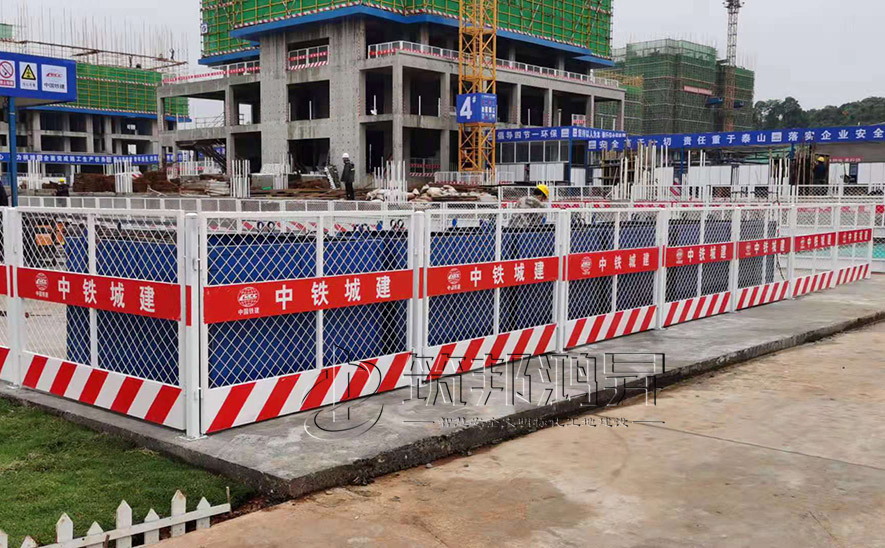 基坑臨邊防護(hù)，基坑臨邊防護(hù)欄桿